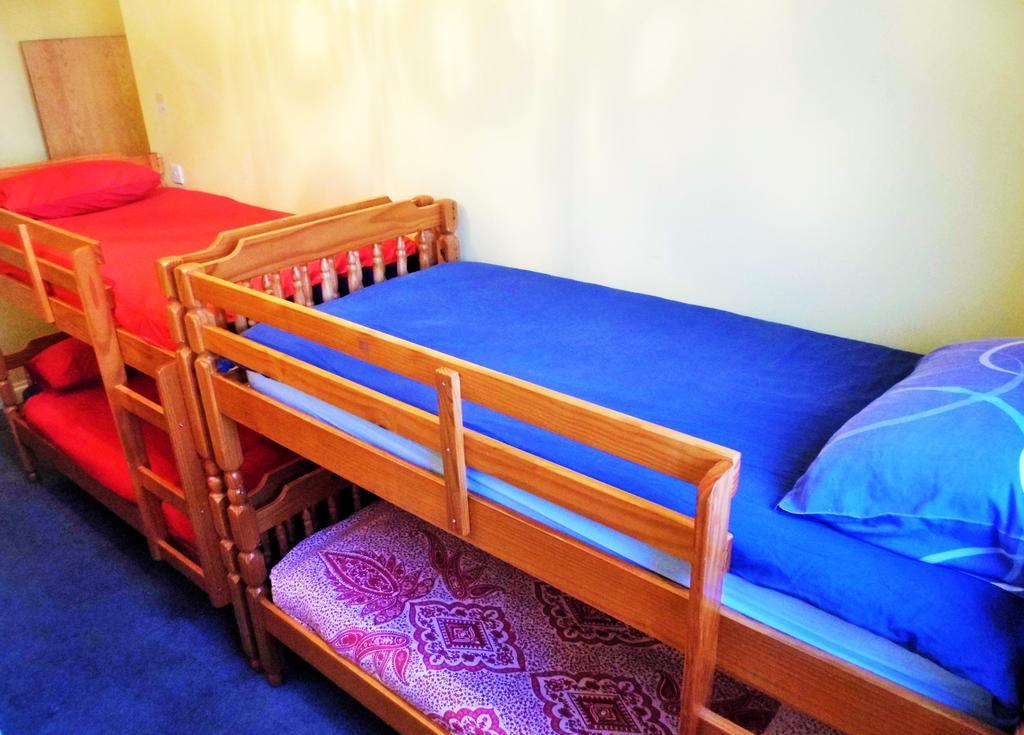 The Queens Hostel 布里斯托 外观 照片
